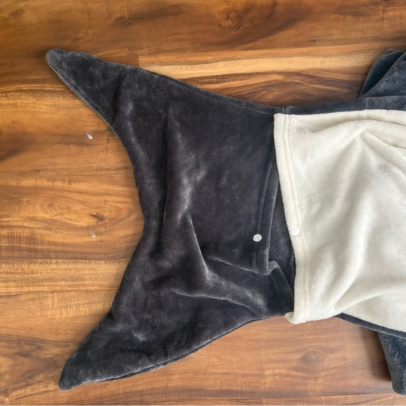 Shark Blanket Onesie - Picture 4 of 4